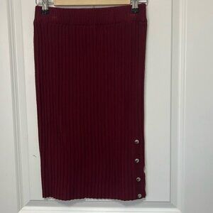 No Boundaries Women’s Ribbed Knit Knee Length Burgundy Pencil Skirt size Small.